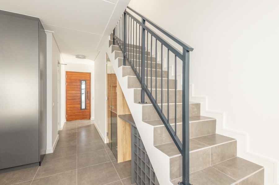 To Let 3 Bedroom Property for Rent in Le Coste Estate Western Cape